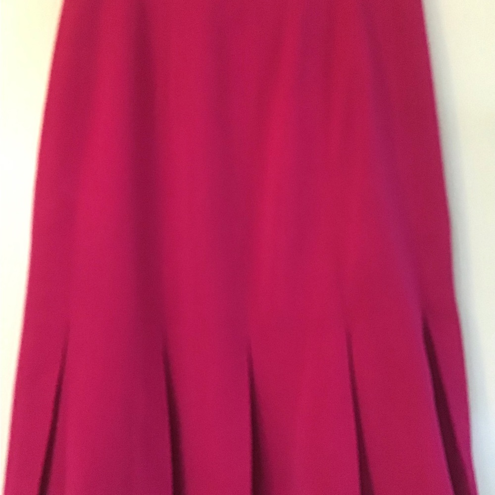 Dana Buchman skirt in Pink, Size 8, Petite. - Picture 1 of 8